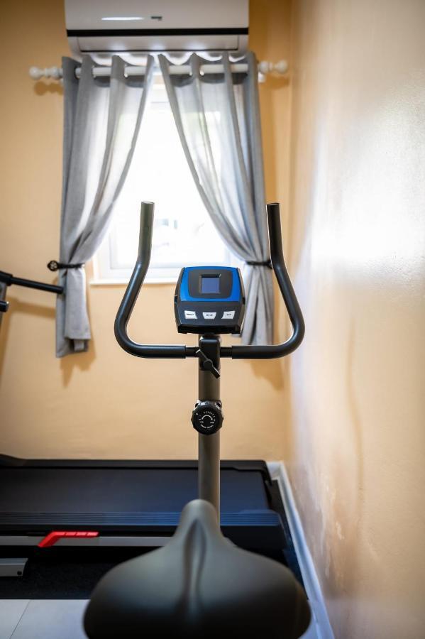 Lovely Apartment Near Beach, Downtown, 24H Security, Pool Nassau Exteriér fotografie