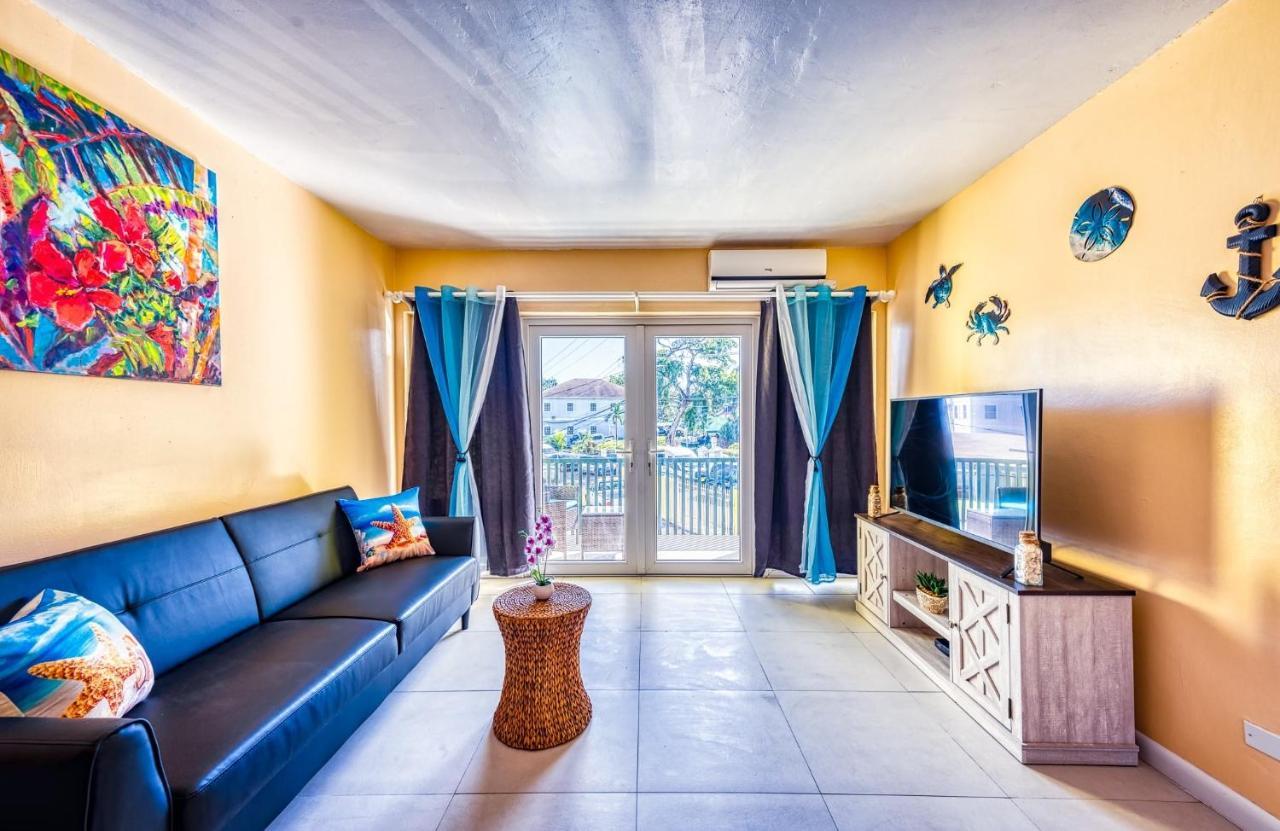 Apartment In Downtown At The Beach Nassau Exteriér fotografie