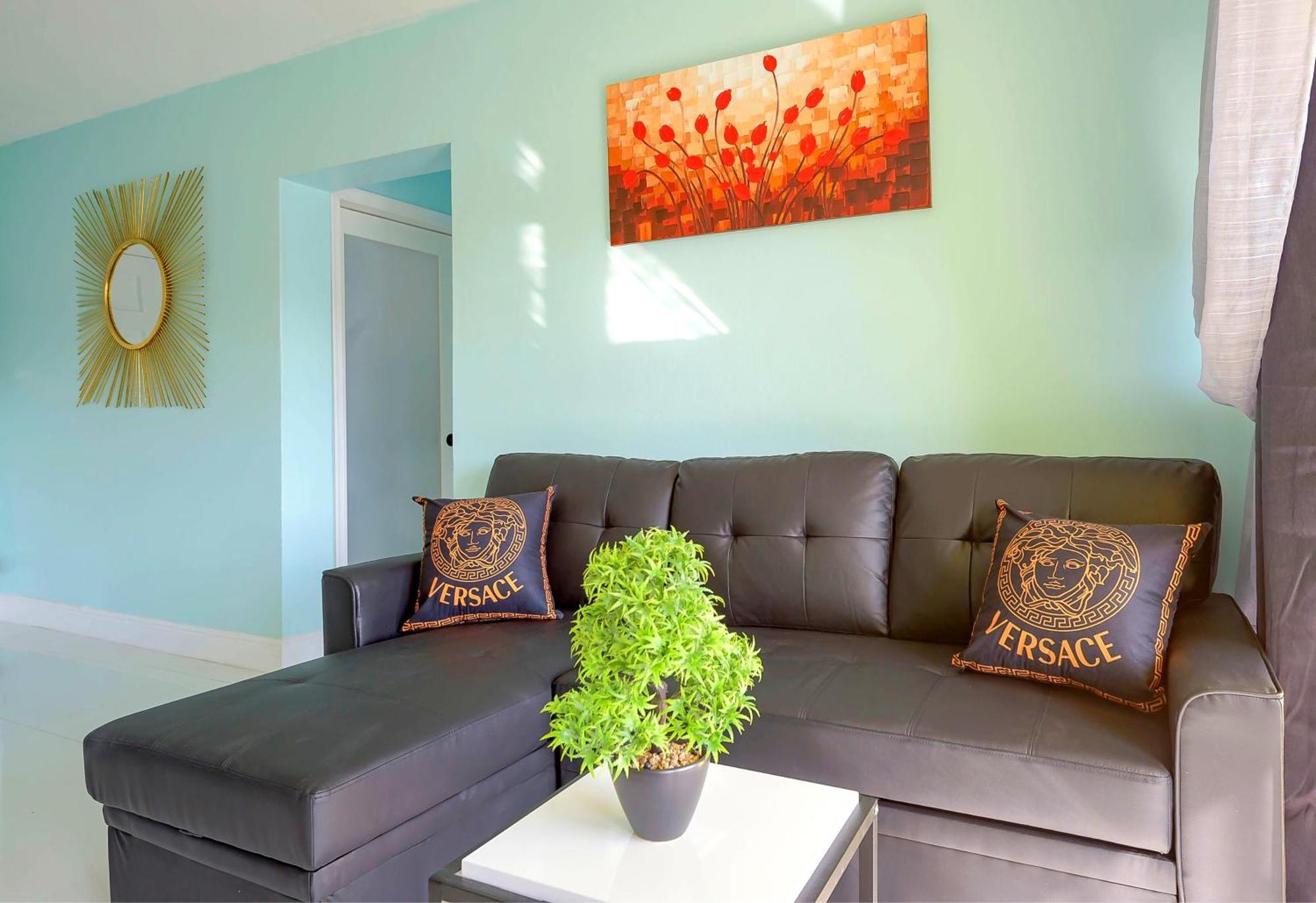 Lovely Apartment Near Beach, Downtown, 24H Security, Pool Nassau Exteriér fotografie