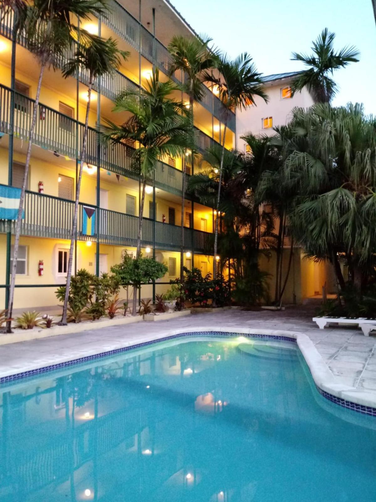 Apartment In Downtown At The Beach Nassau Exteriér fotografie